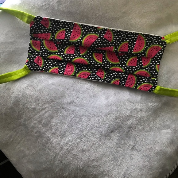 Masks With Ties - Picture 3 of 3